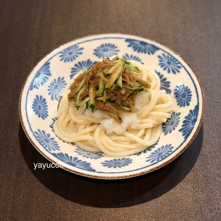 夏にぴったり!なめ茸きゅうりおろしうどん